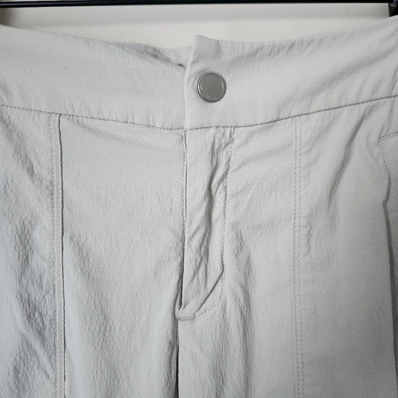 Athleta | Trekkie Hike Straight Leg Pant in Birch Grey - Size 6 - Picture 4 of 14